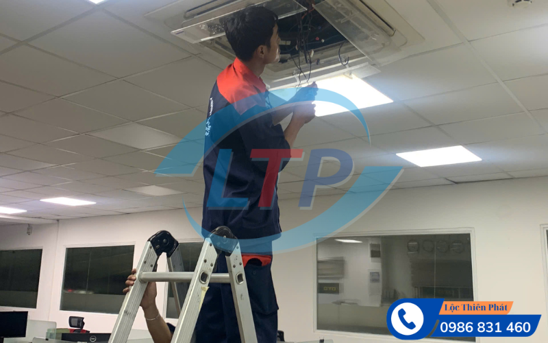 Nguyên Nhân Khiến Máy Lạnh Đột Ngột Bị Ngắt Khi Đang Chạy