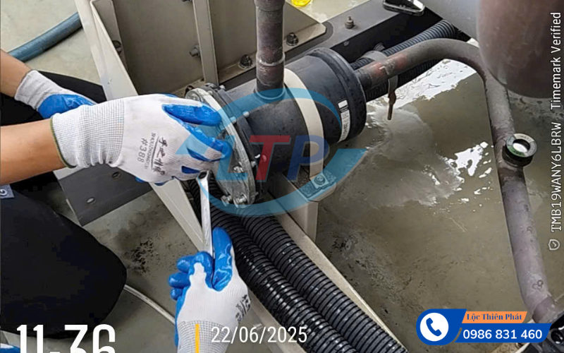 phin-loc-gas-chiller-bi-nghet.jpg