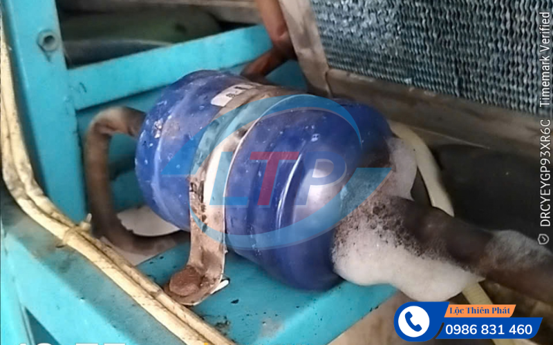 kiem-tra-phin-loc-gas-chiller.jpg 