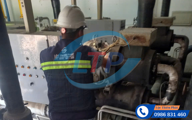 kiem-tra-he-thong-dien-lanh-nha-xuong