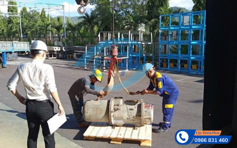 7-dau-hieu-he-thong-lanh-cong-nghiep-xuong-cap