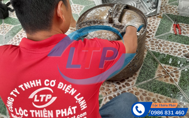 sua-chua-may-giat-tai-nha