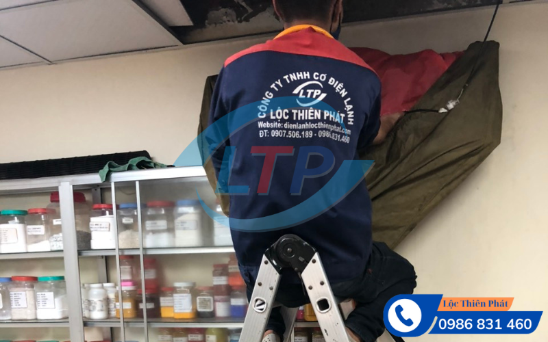 bao-ve-may-lanh-mua-mua