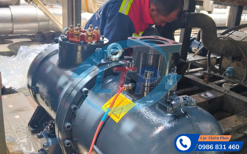 lap-dat-may-nen-lanh-truc-vit-hanbell-rc-2-790b