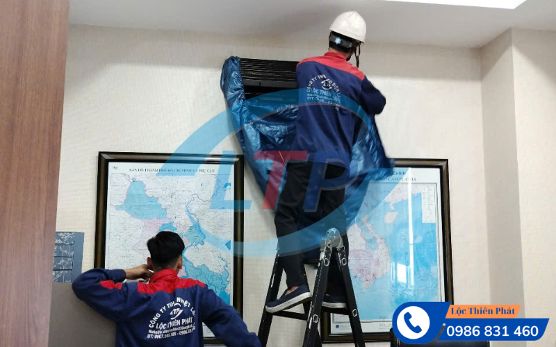 ve-sinh-may-lanh-cong-nghiep-tai-kcn-bien-hoa2