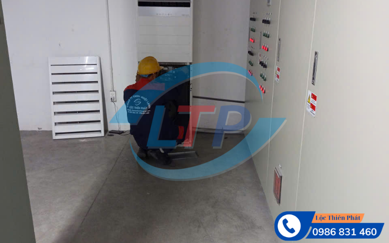 ve-sinh-may-lanh-cong-nghiep-kcn- nhon-trach