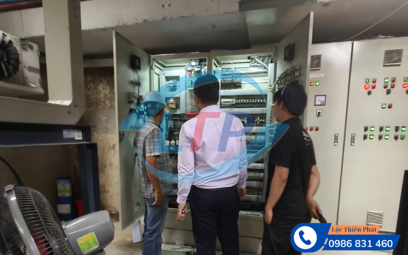 sua-chua-chiller-mapletree-binh-duong.jpg