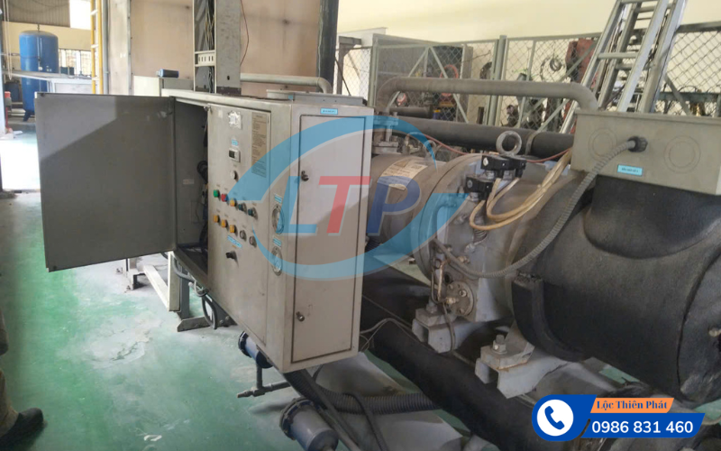 sua-chiller-binh-chuan-binh-duong-2.jpg