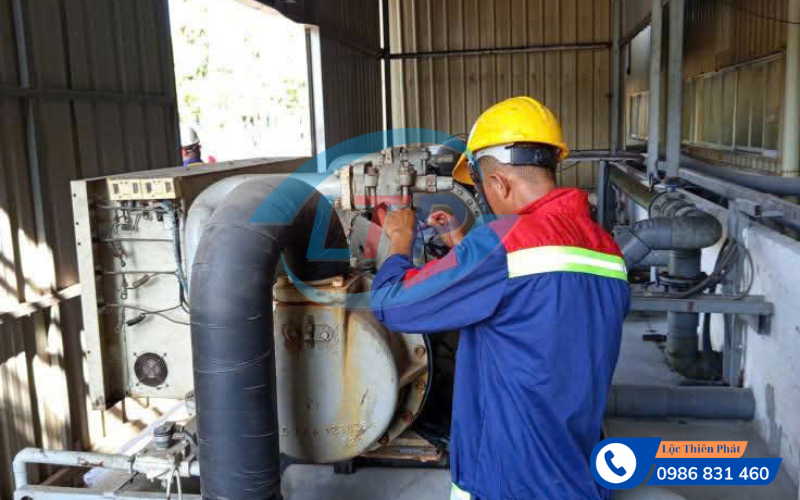 sua-chua-va-bao-tri-chiller-nhon-trach