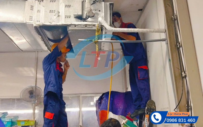 sua-chua-may-lanh-cong-nghiep-tai-kcn-di-an