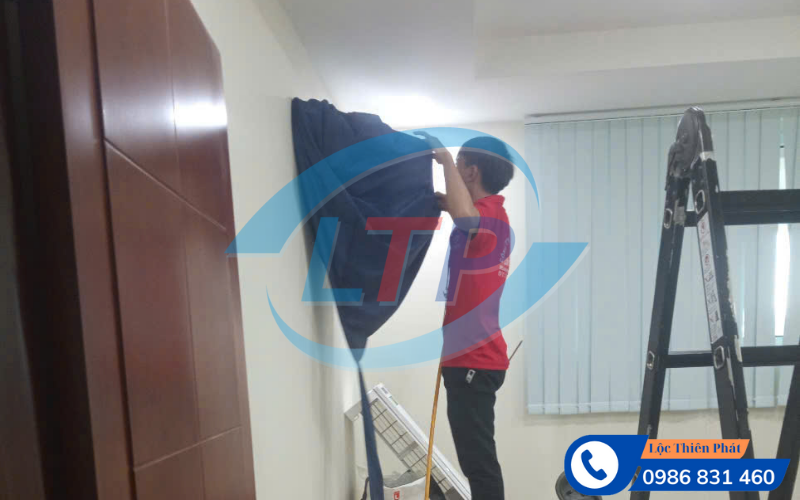 ve-sinh-may-lanh-phuong-hiep-hoa