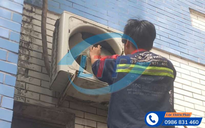 ve-sinh-may-lanh-phuong-an-binh-1