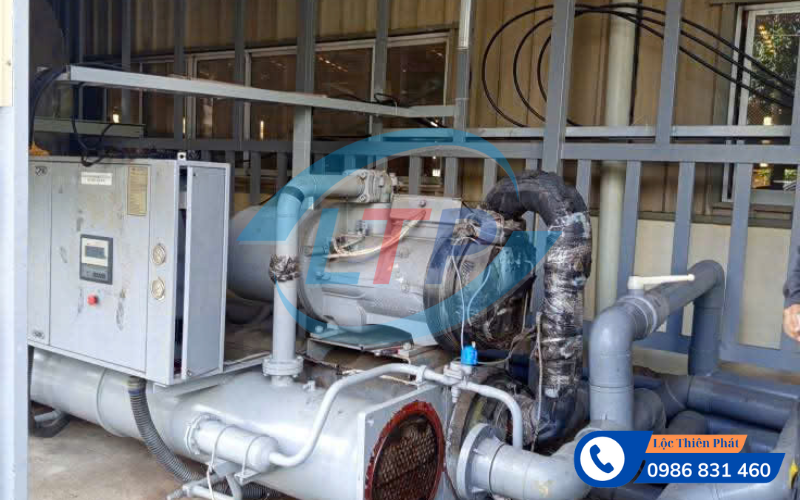 kiem-tra-ap-suat-chiller-fusheng.jpg