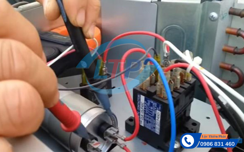   sua-may-lanh-nha-xuong-long-thanh