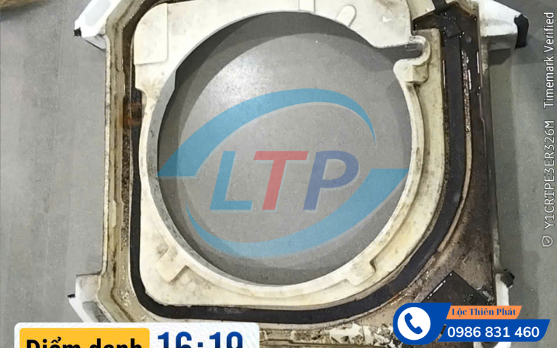 ve-sinh-may-lanh-an-phuoc-long-thanh