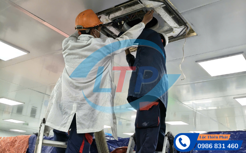 ve-sinh-may-lanh-cong-nghiep-kcn-an-phuoc-long-thanh